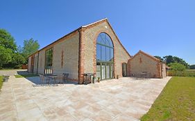 4 Bed In Cromer Oc-1703